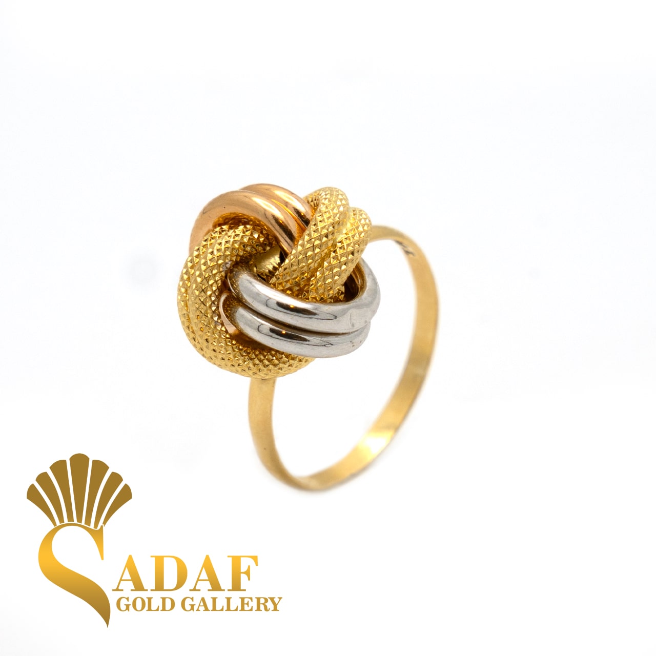 انگشتر طلا زنانه طرح شکوفه و گل